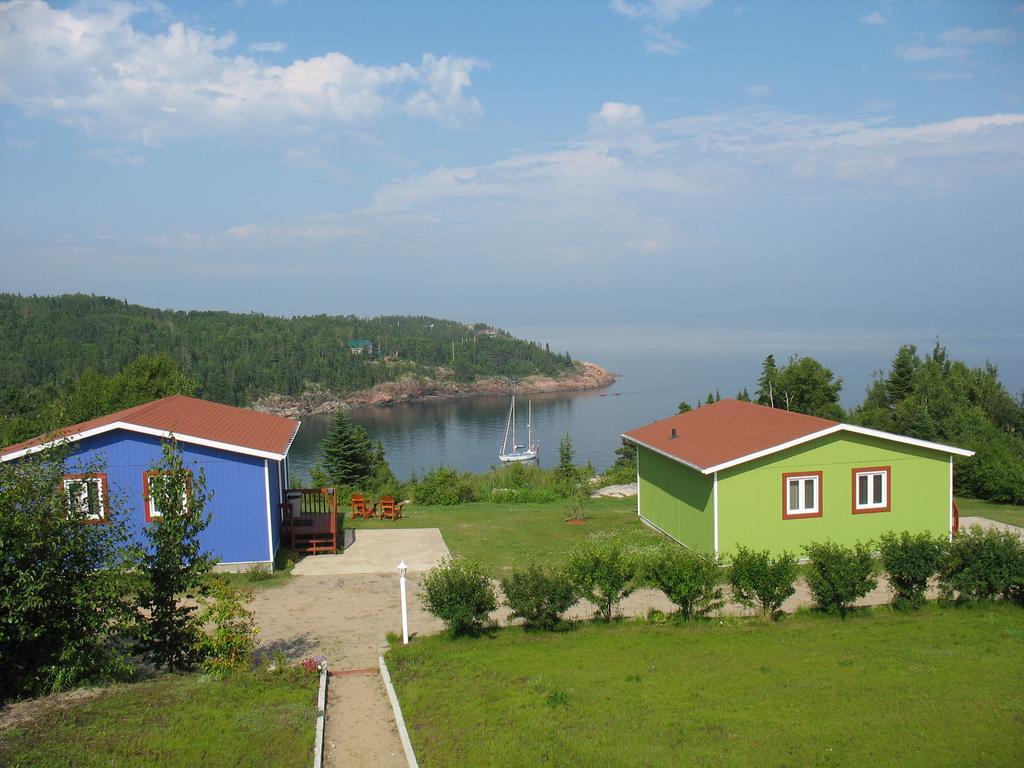 Les Chalets Au Bord De La Mer Les Escoumins Exteriér fotografie